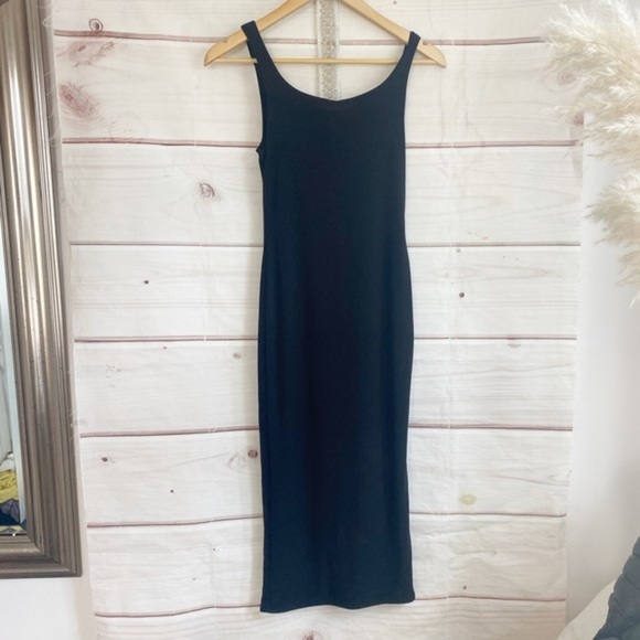 Pretty Little Thing Bodycon Tank MIDI Dress - Picture 4 of 4